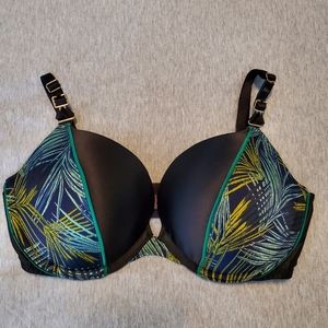 Victoria's Secret Very Sexy Push-Up Bra, Size 34D